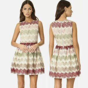 NWT Alice and Olive Joyce Lace Dress Size 0